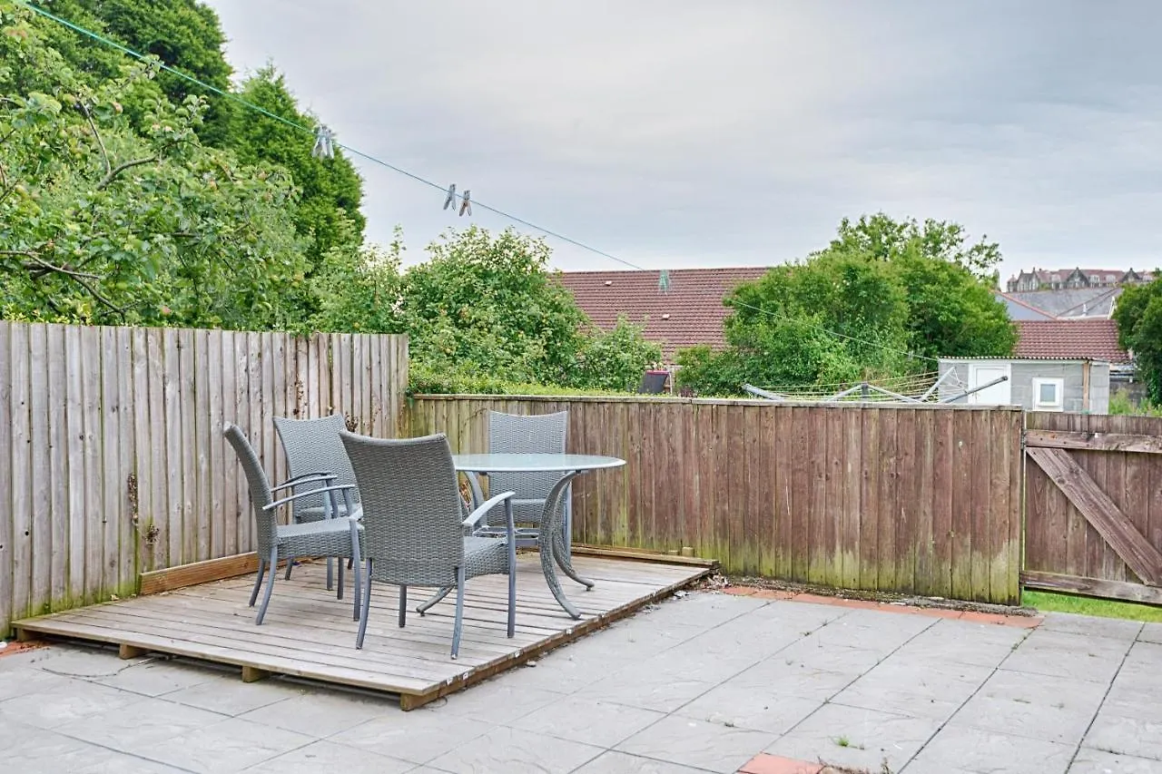 Garden, Spacious, Parking, Tv In All Rooms! Swansea 0*,  United Kingdom